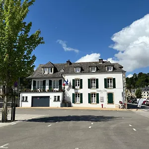 Dhotes Numero 1 Bed & Breakfast